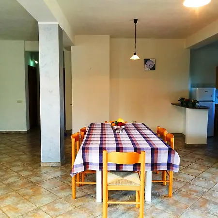 Apartment Cecile *